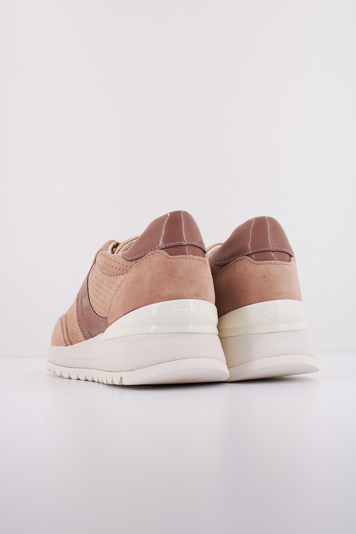 GEOX D DESYA A en color ROSA (4)