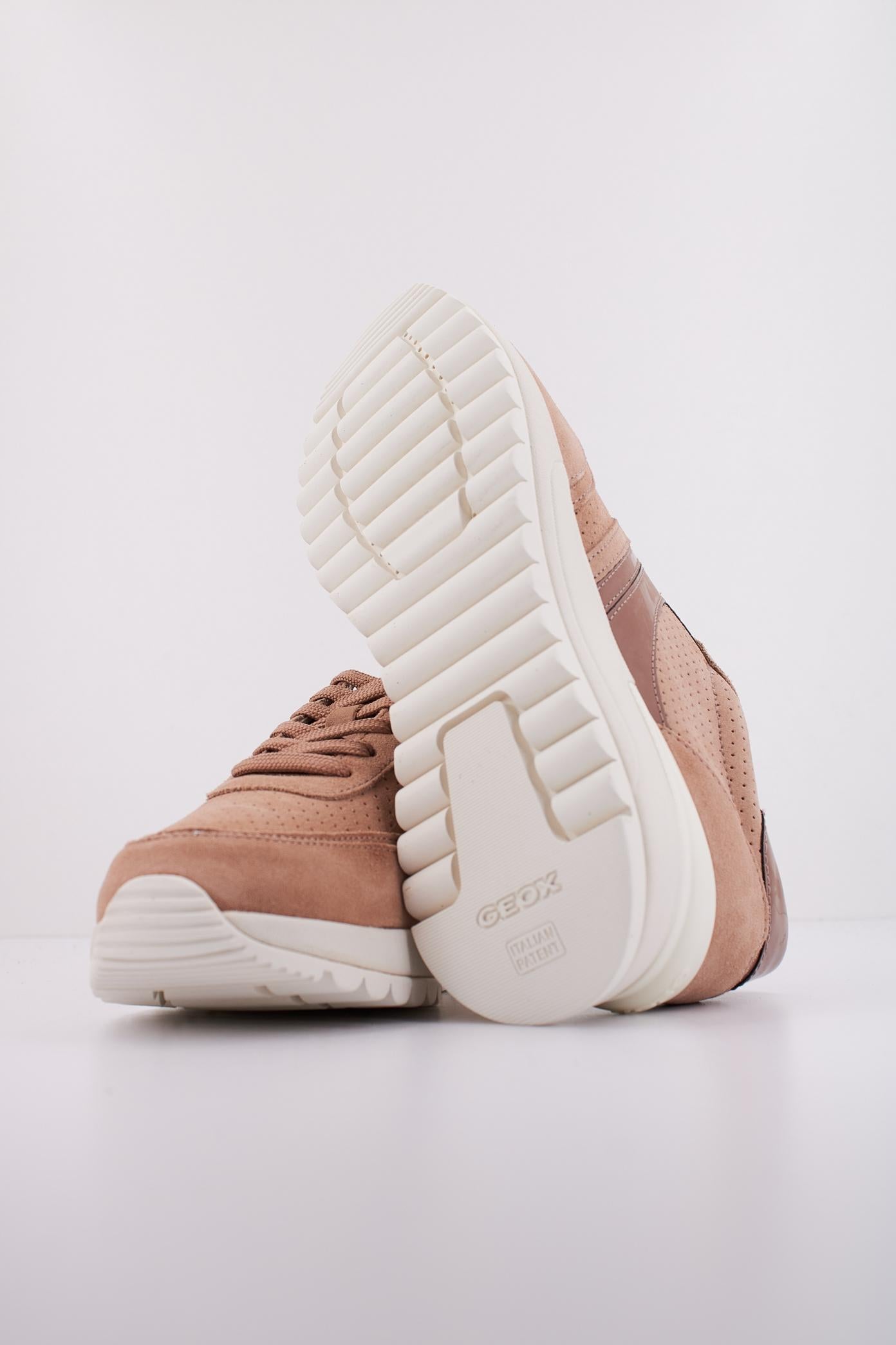 GEOX D DESYA A en color ROSA (5)