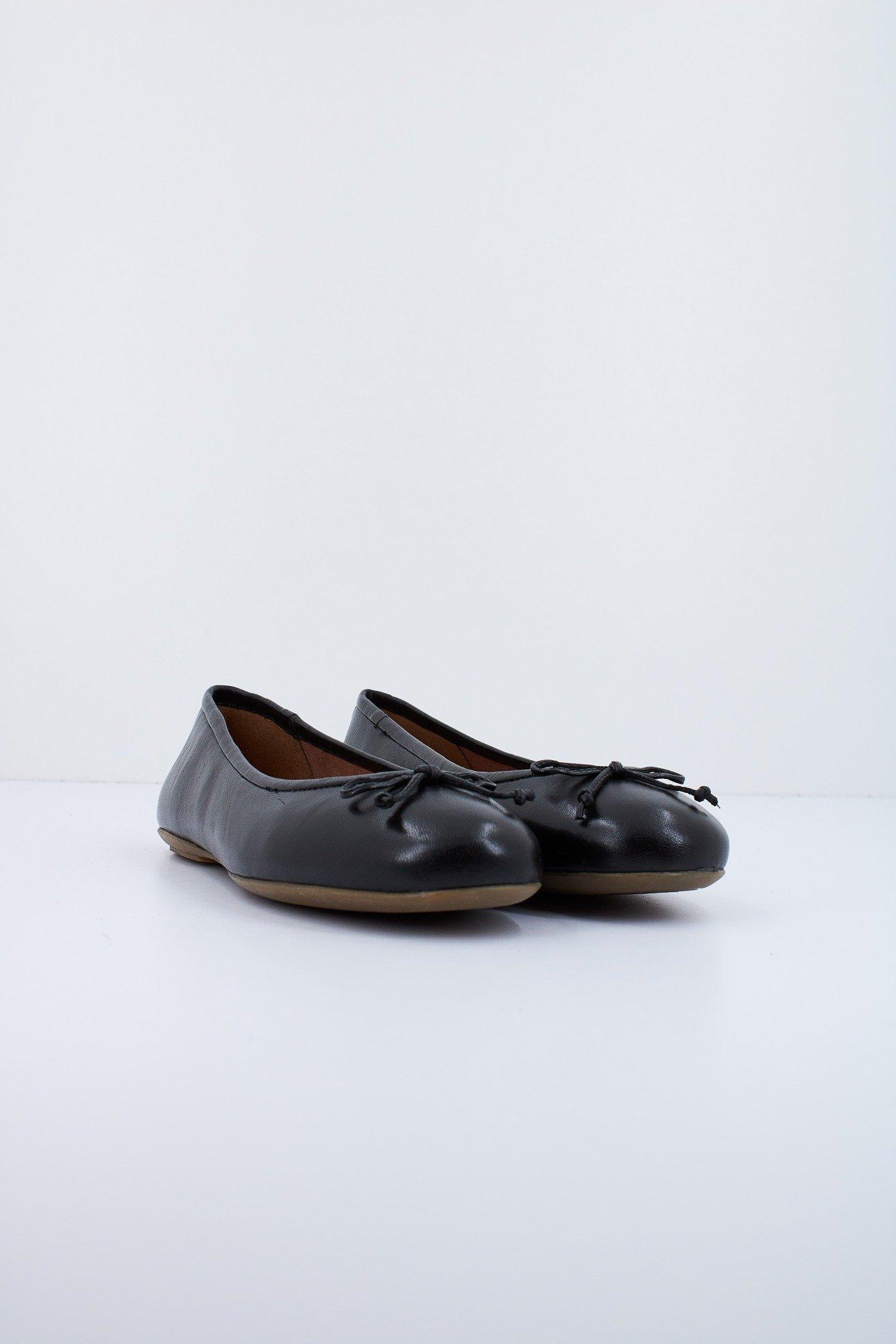 GEOX D PALMARIA B en color NEGRO (2)