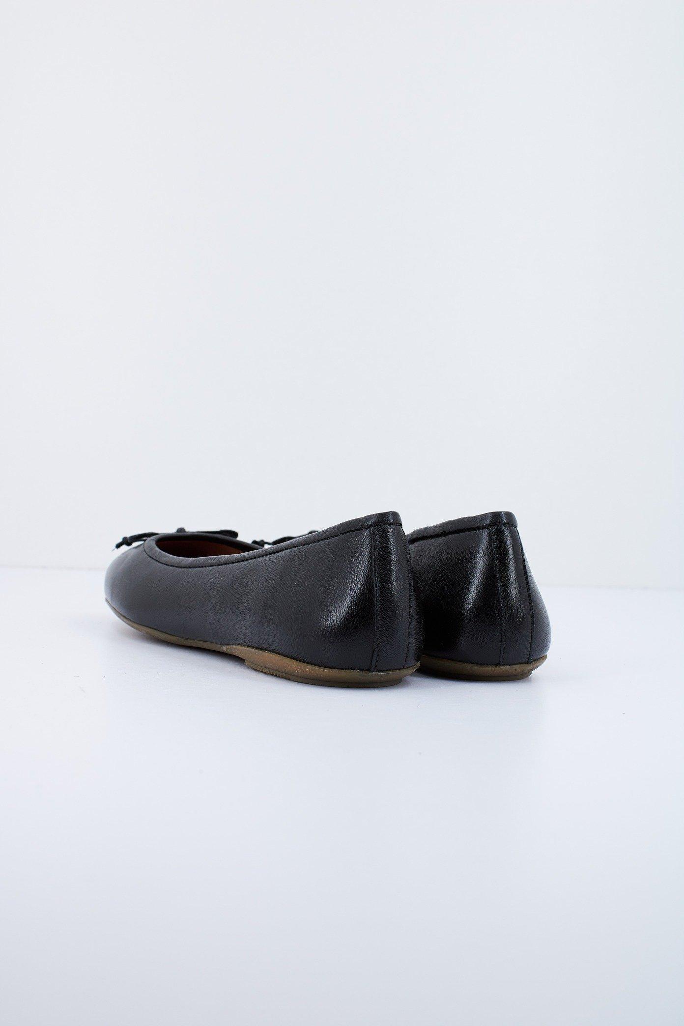 GEOX D PALMARIA B en color NEGRO (3)