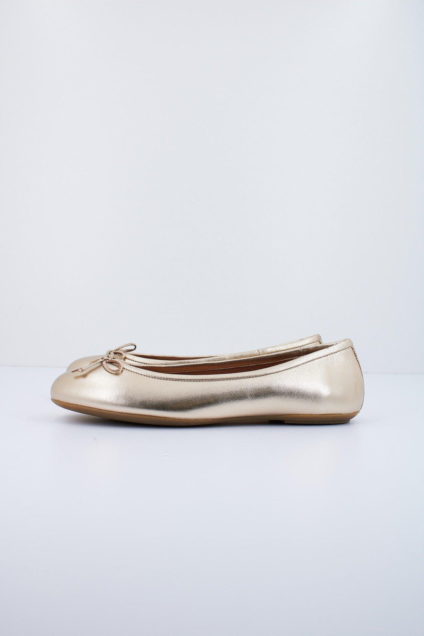 GEOX D PALMARIA B en color ORO (1)