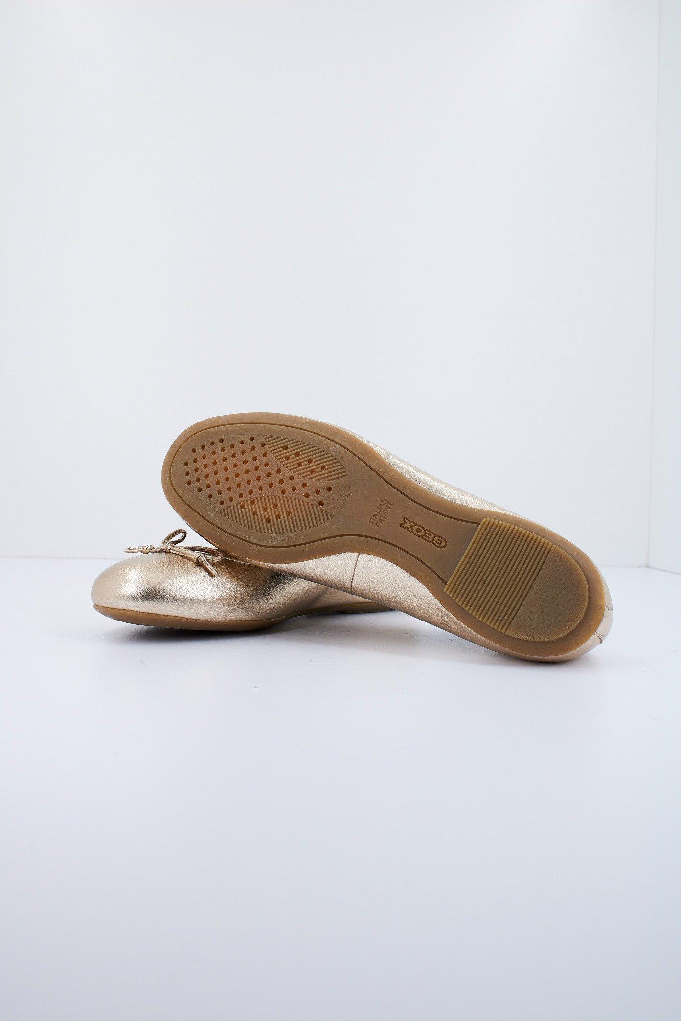 GEOX D PALMARIA B en color ORO (4)