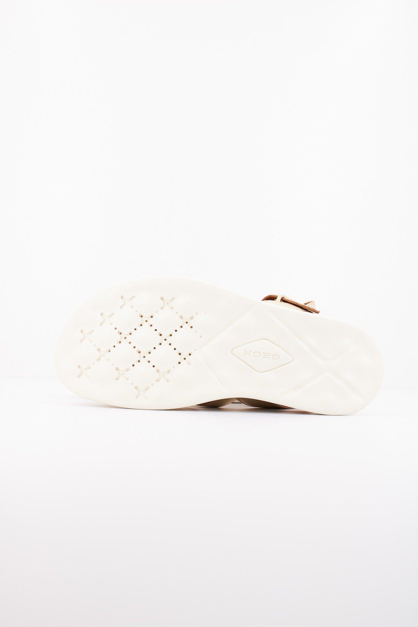 GEOX D XAND S B - METAL.LEA en color ORO (4)