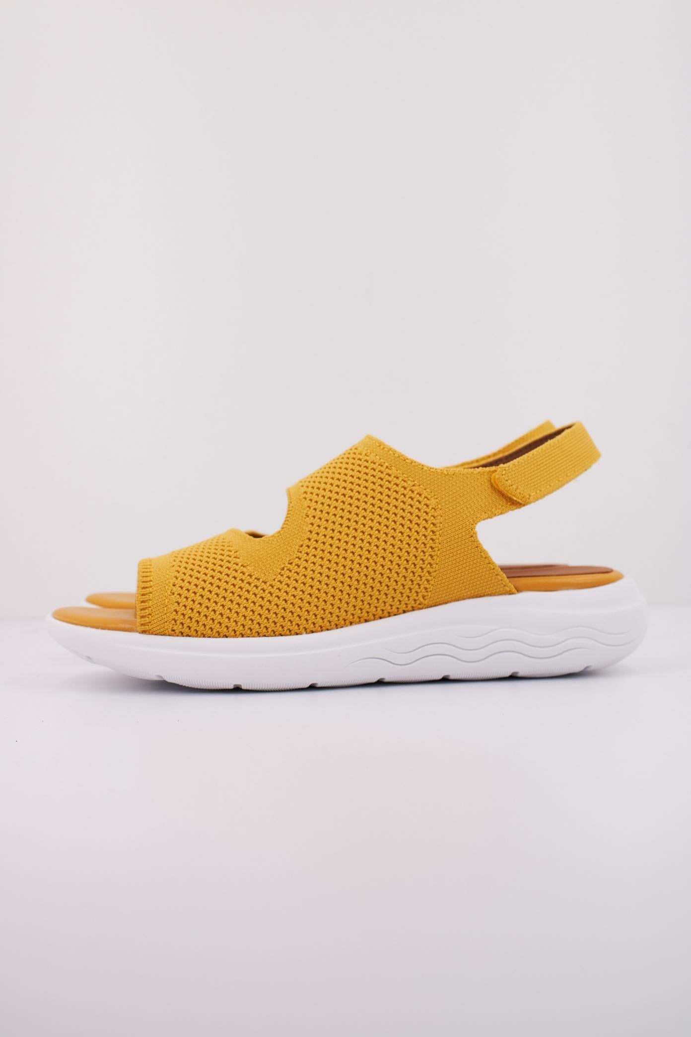 GEOX D SPHERICA EC A en color AMARILLO (1)