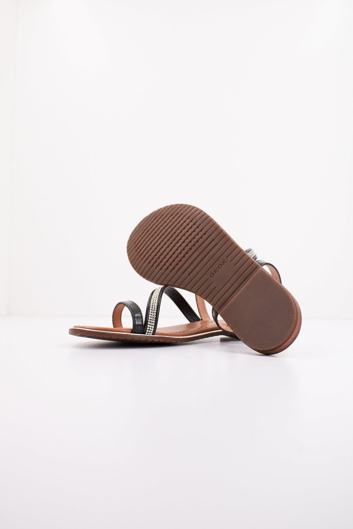 GEOX D SOZY PLUS en color NEGRO (4)