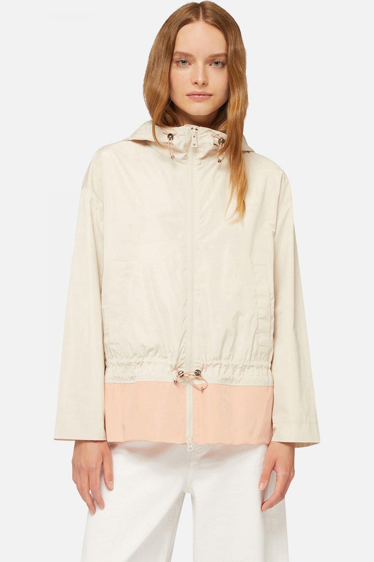 GEOX W BULMYA PARKA en color BEIS (1)