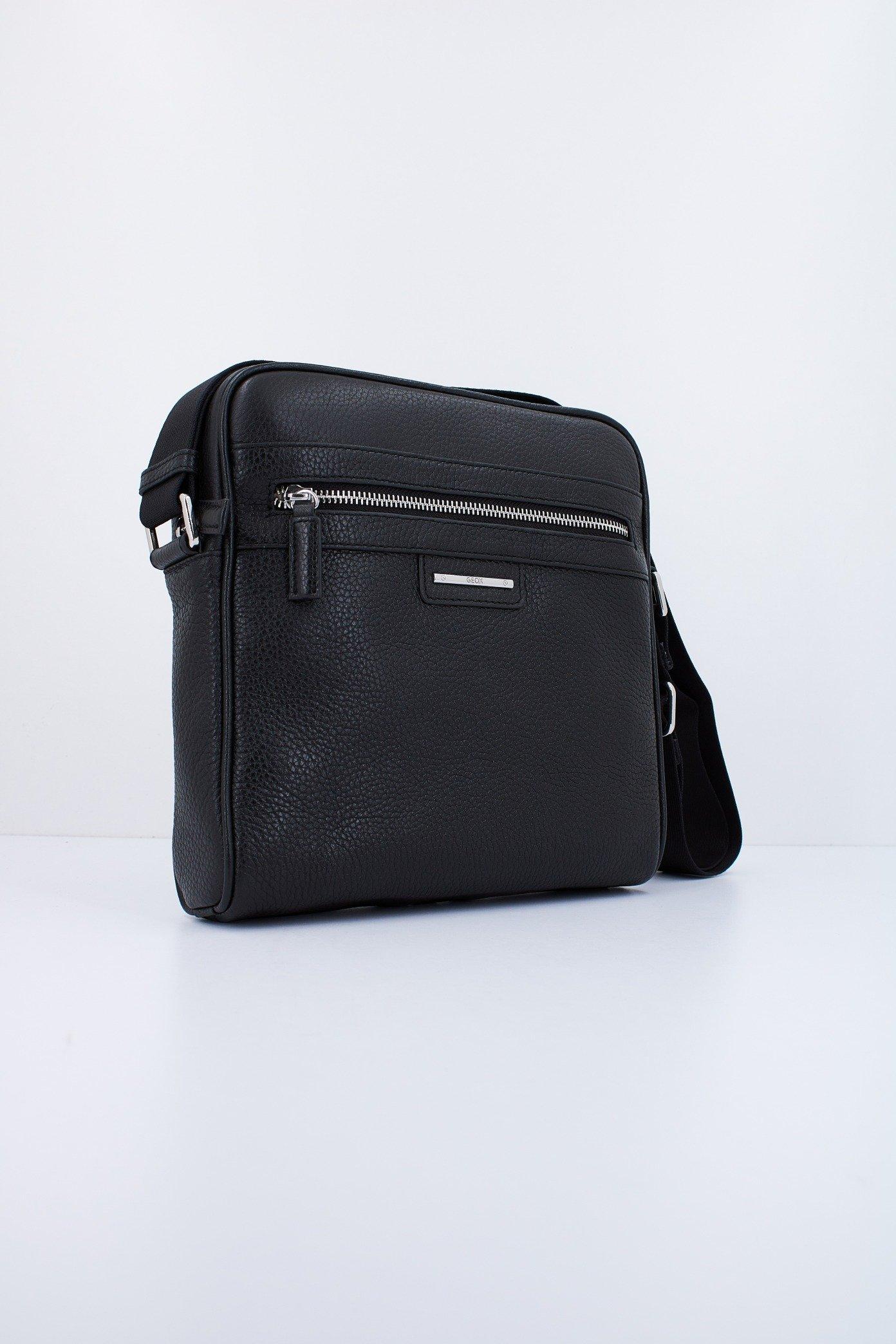 GEOX ARNOUX en color NEGRO (2)