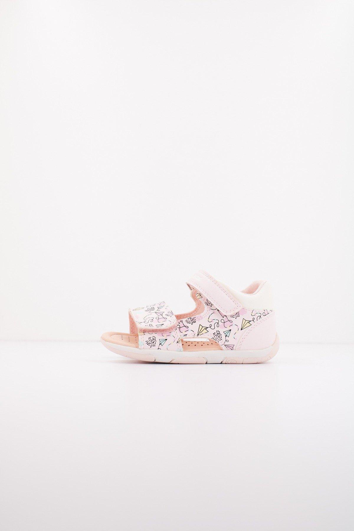 GEOX B SANDAL TAPUZ G en color ROSA (1)