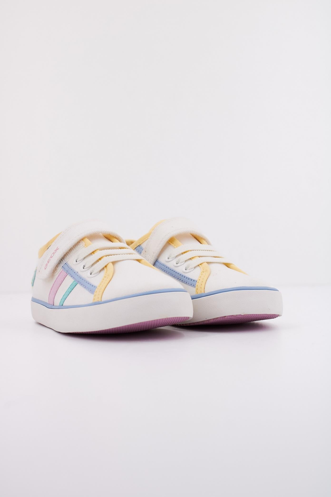 GEOX B GISLI GIRL en color BLANCO (2)