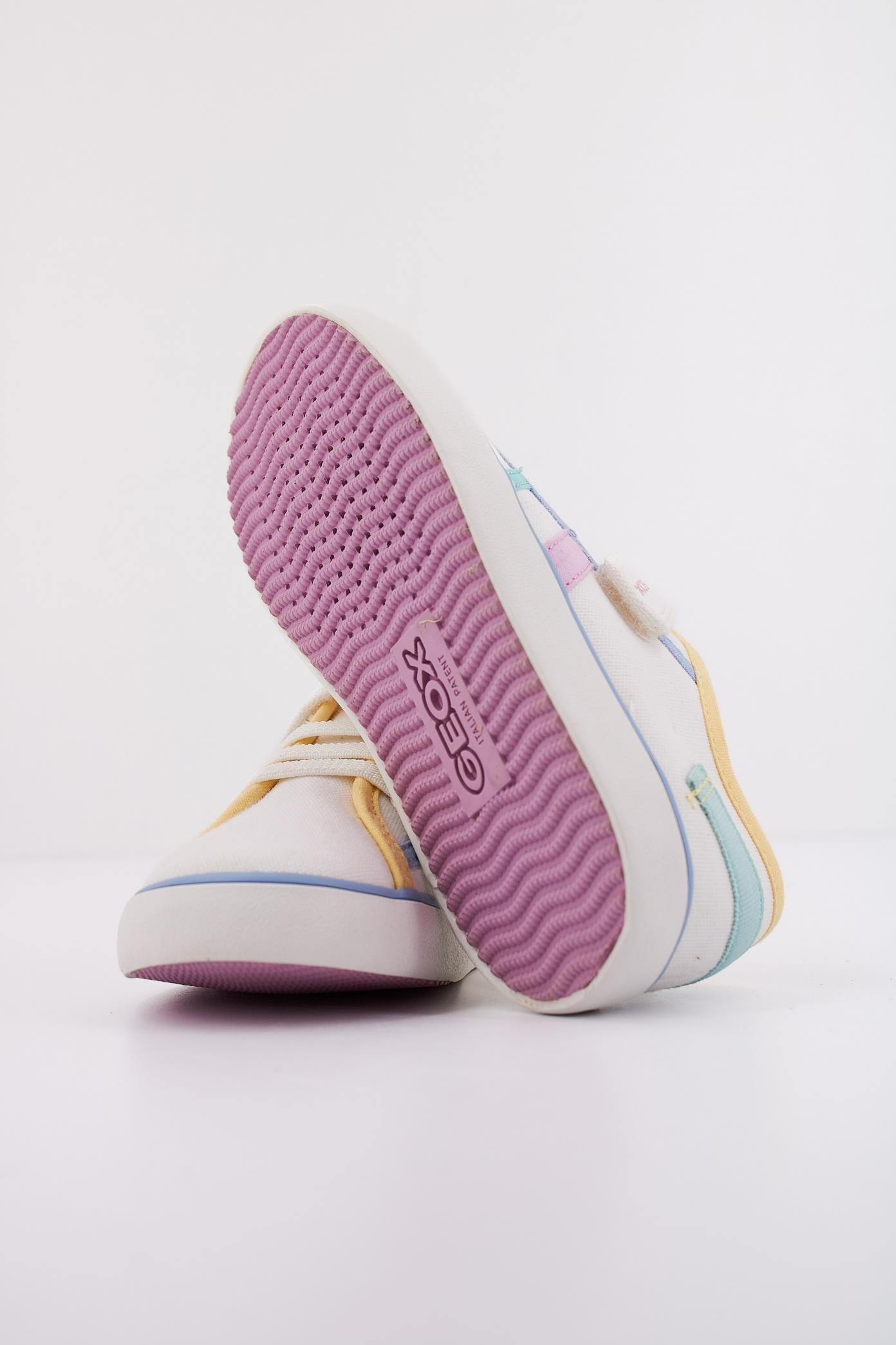 GEOX B GISLI GIRL en color BLANCO (5)