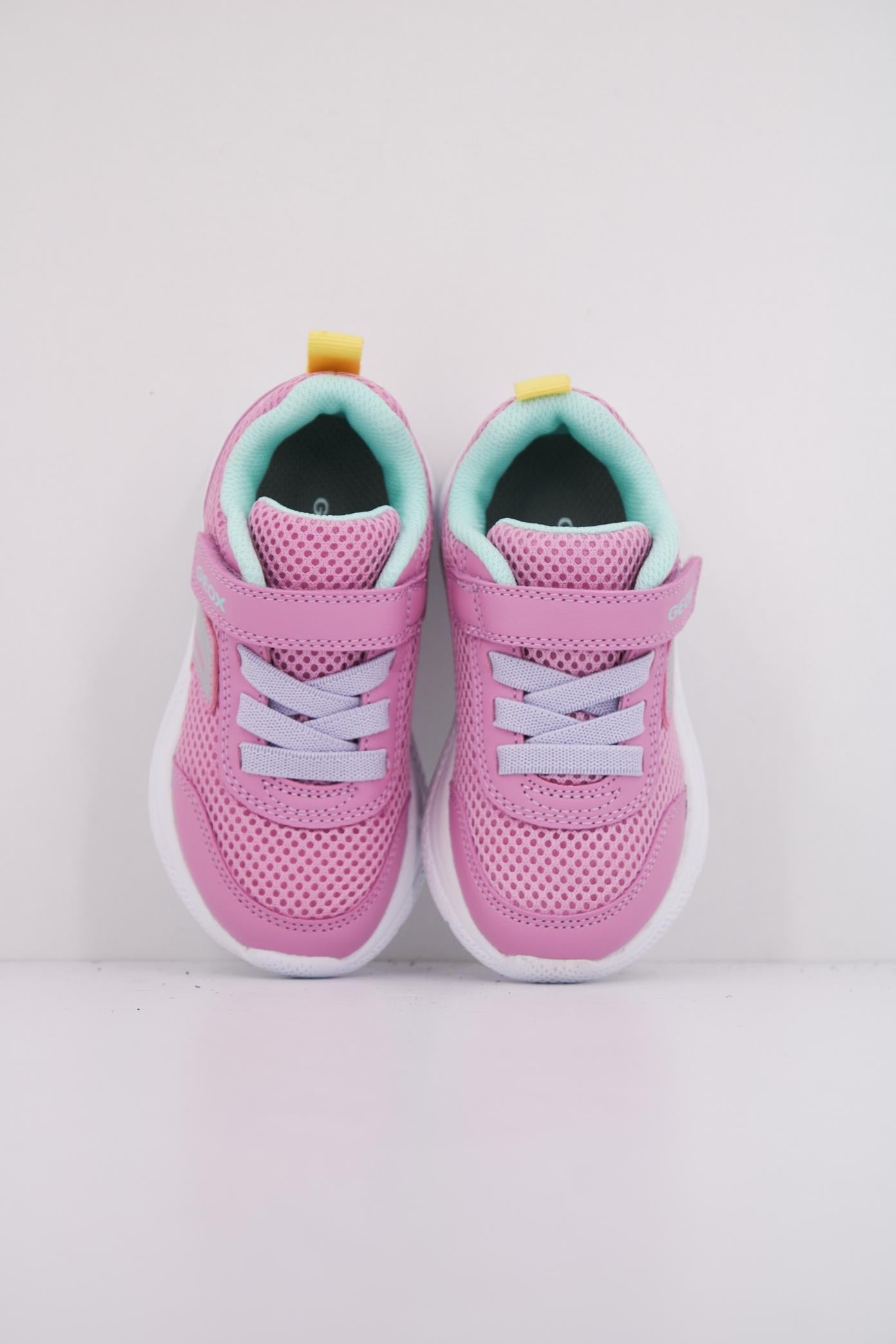 GEOX B SPRINTYE GIRL en color ROSA (3)