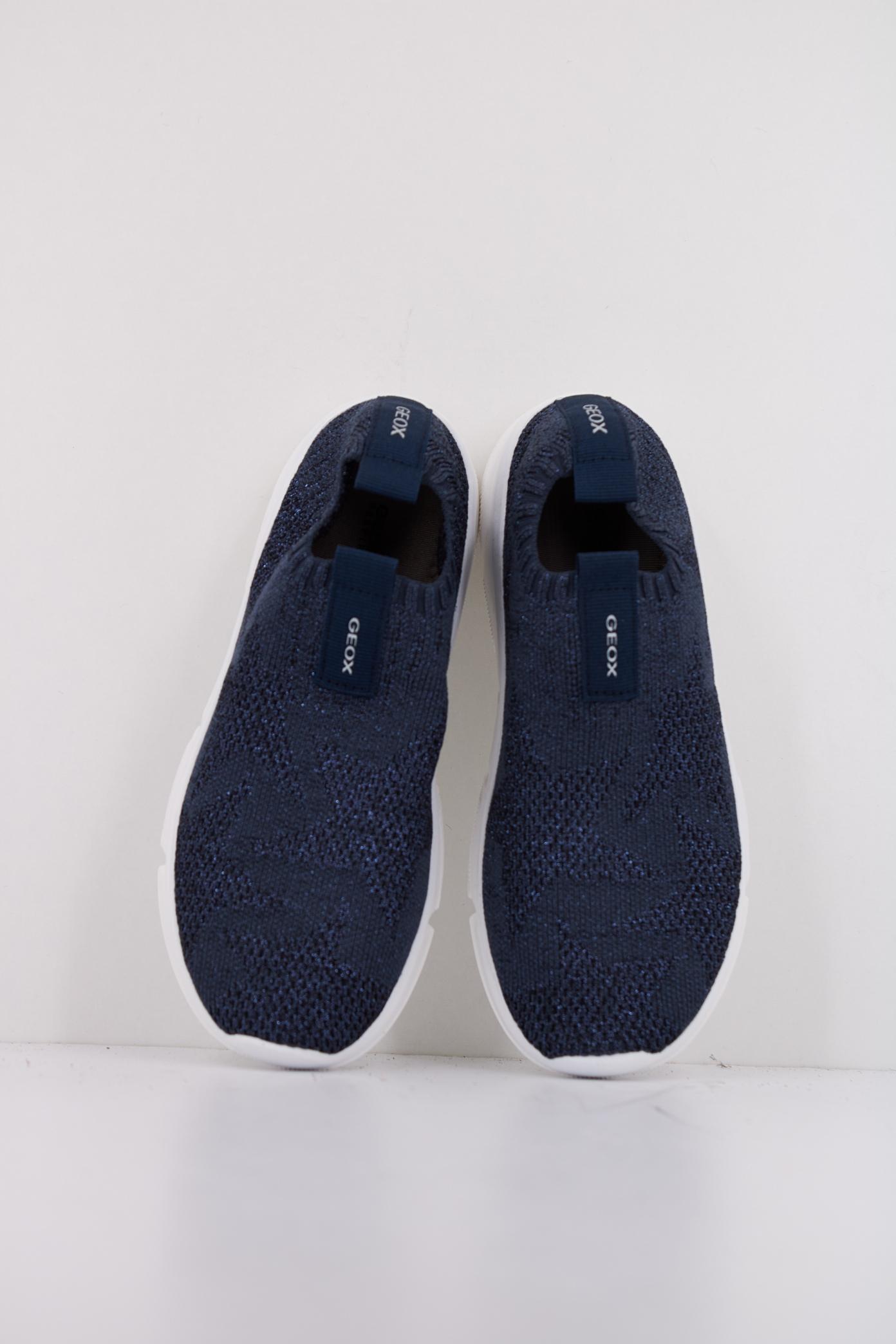GEOX J ARIL GIRL en color AZUL (3)