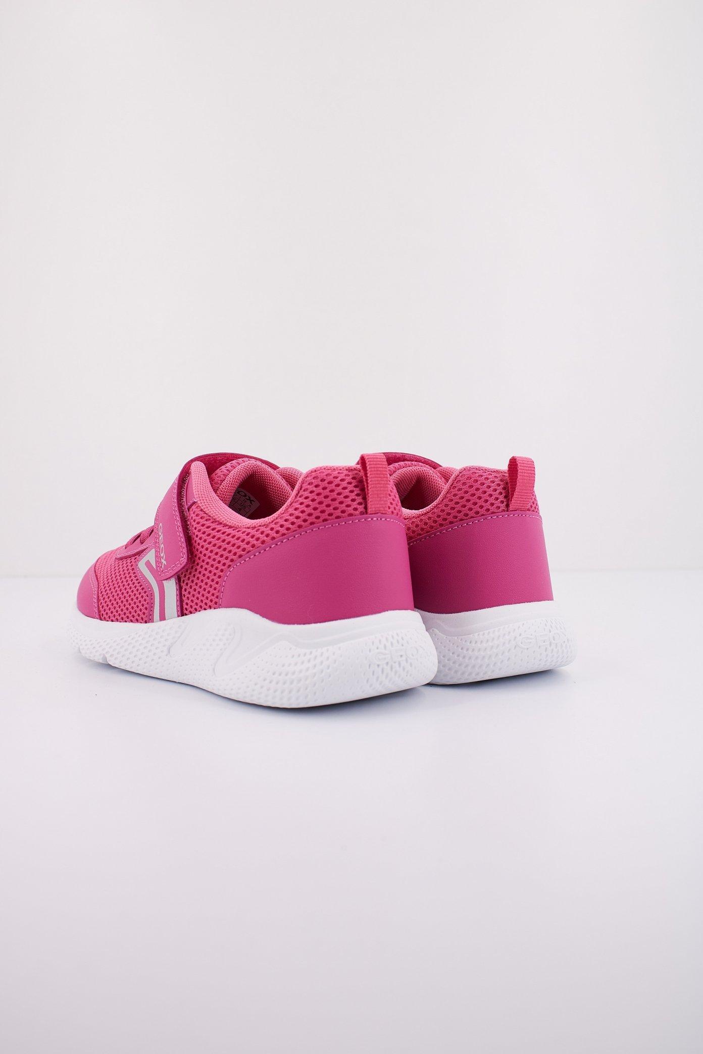 GEOX J SPRINTYE GIRL en color ROSA (4)