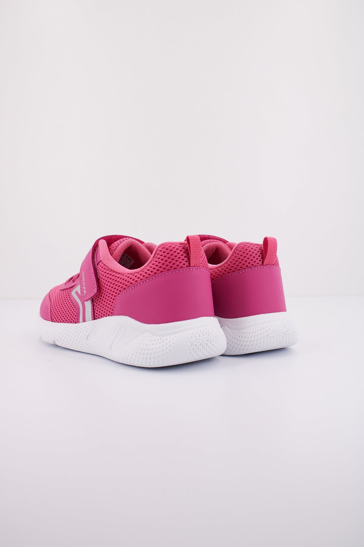 GEOX J SPRINTYE GIRL en color ROSA (4)