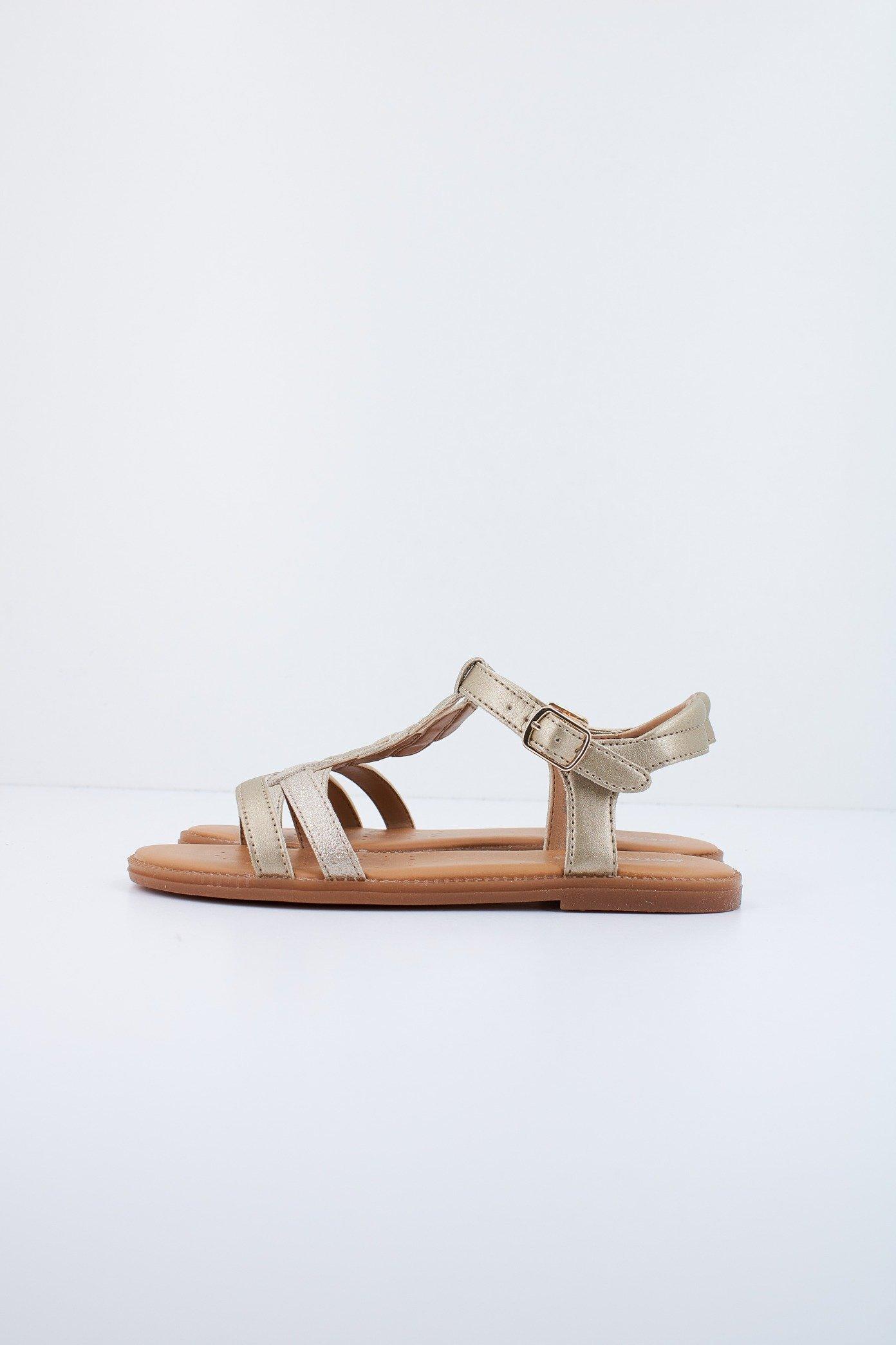 GEOX J S.KARLY G. H en color ORO (1)