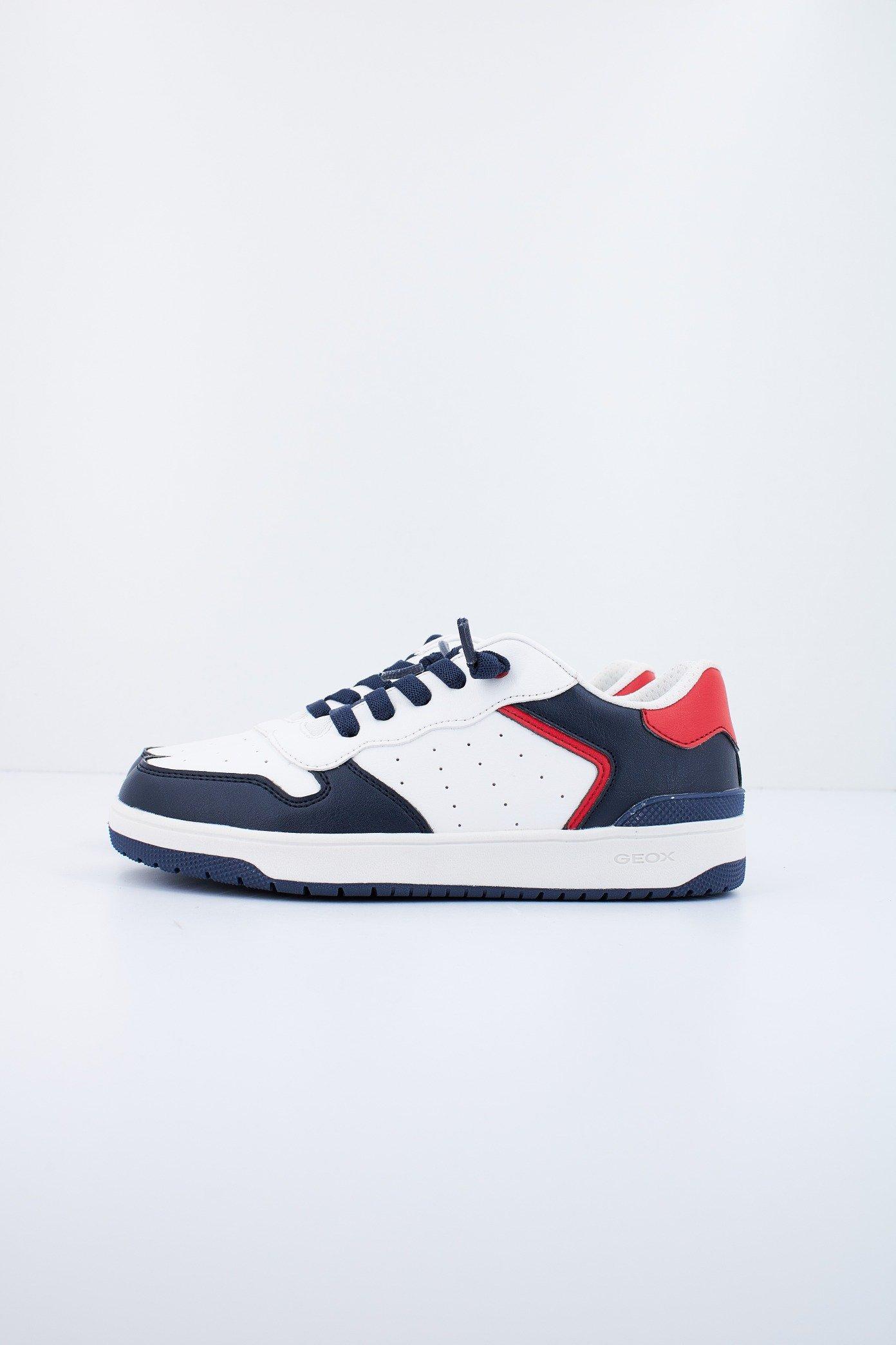 GEOX J WASHIBA BOY en color BLANCO (1)