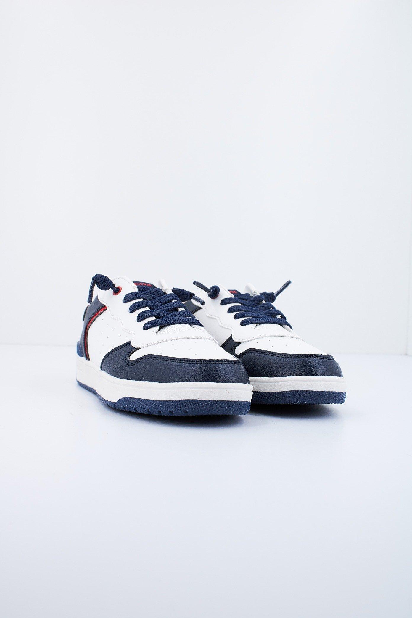 GEOX J WASHIBA BOY en color BLANCO (2)