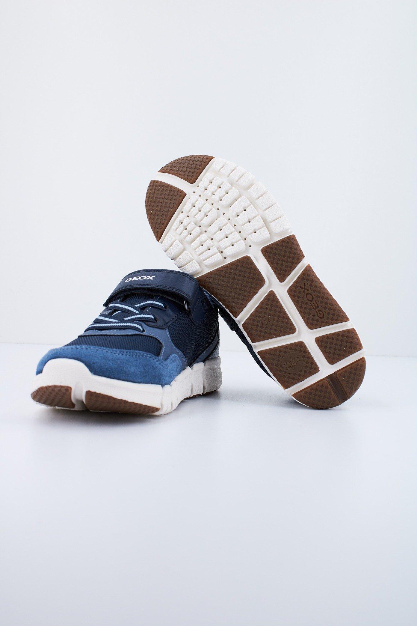 GEOX J FLEXYPER B.B en color AZUL (4)