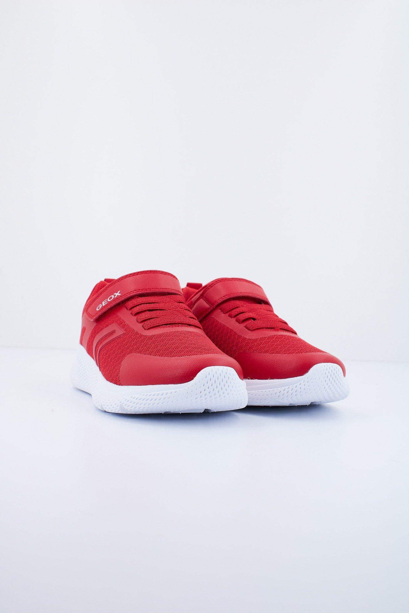 GEOX J SPRINTYE B. A en color ROJO (2)