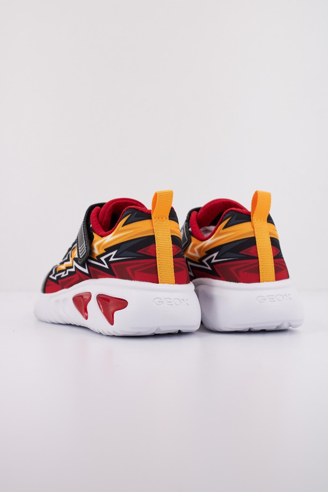 GEOX J ASSISTER BOY en color ROJO (4)