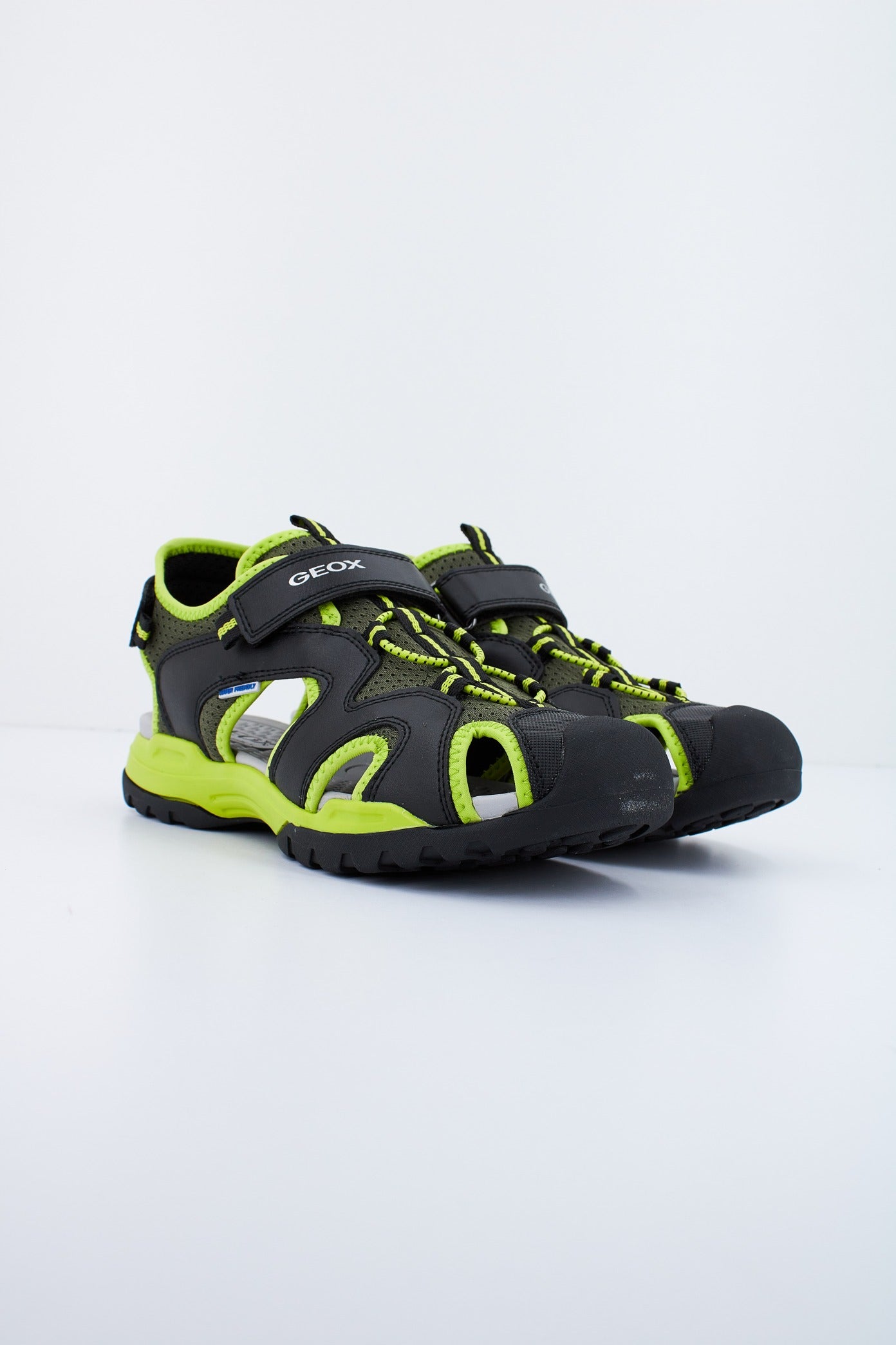 GEOX J BOREALIS B en color NEGRO (2)