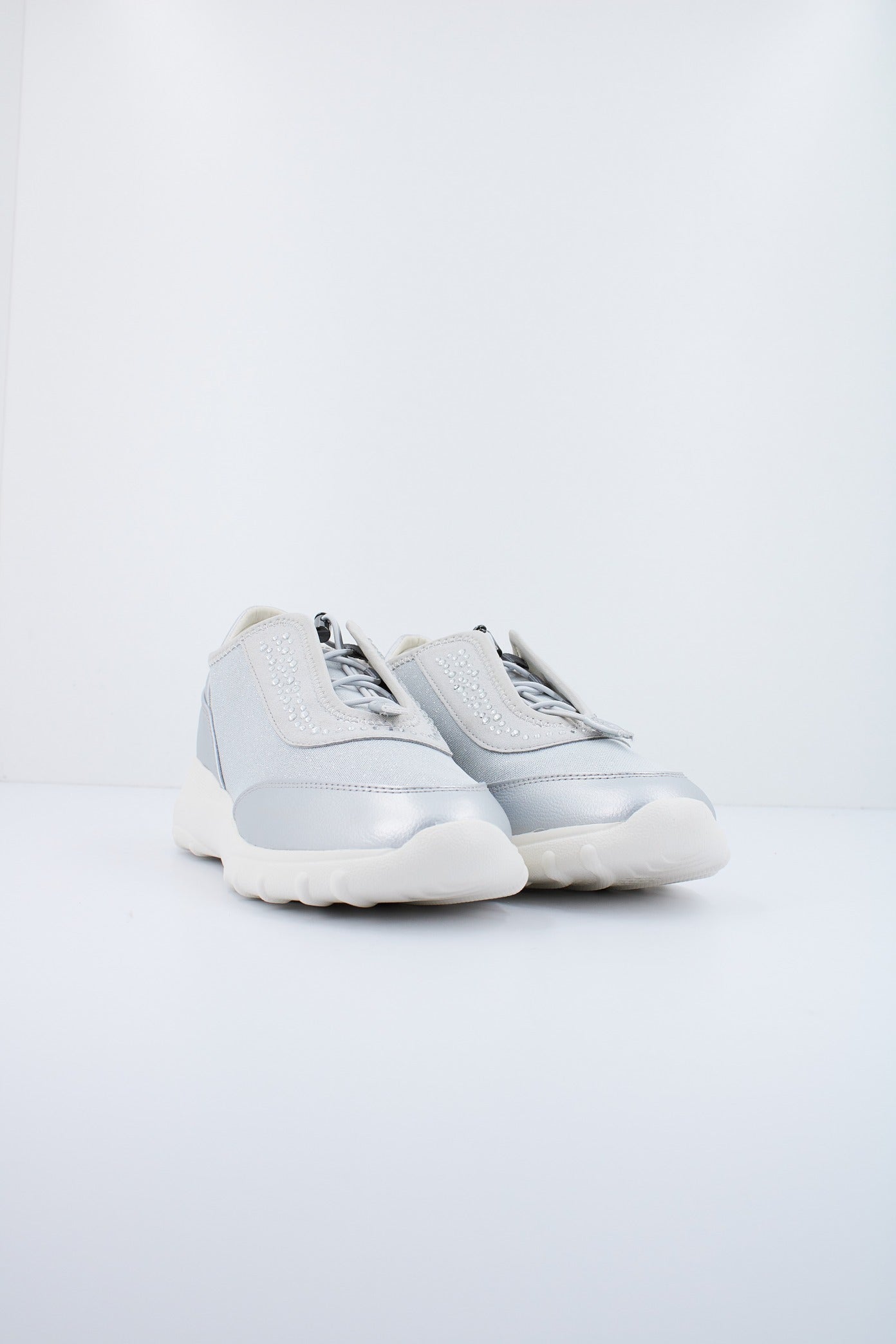 GEOX D ALLENIEE en color PLATA (2)