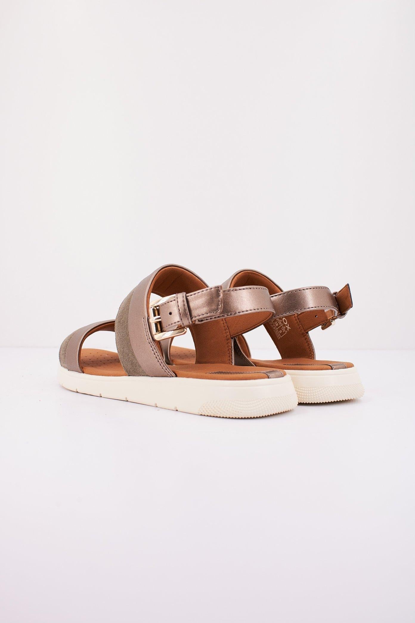 GEOX D DANDRA en color GRIS (3)