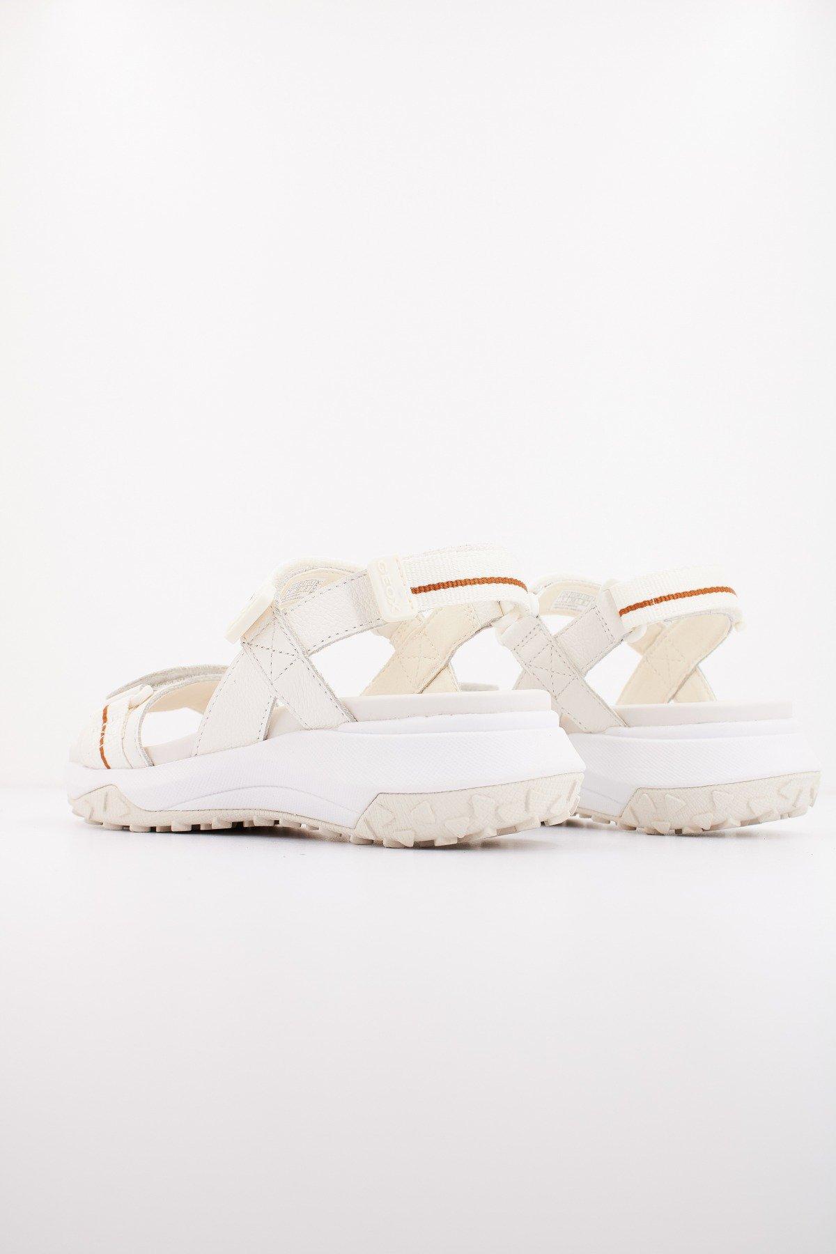 GEOX D SORAPIS + GRIP B en color BLANCO (3)