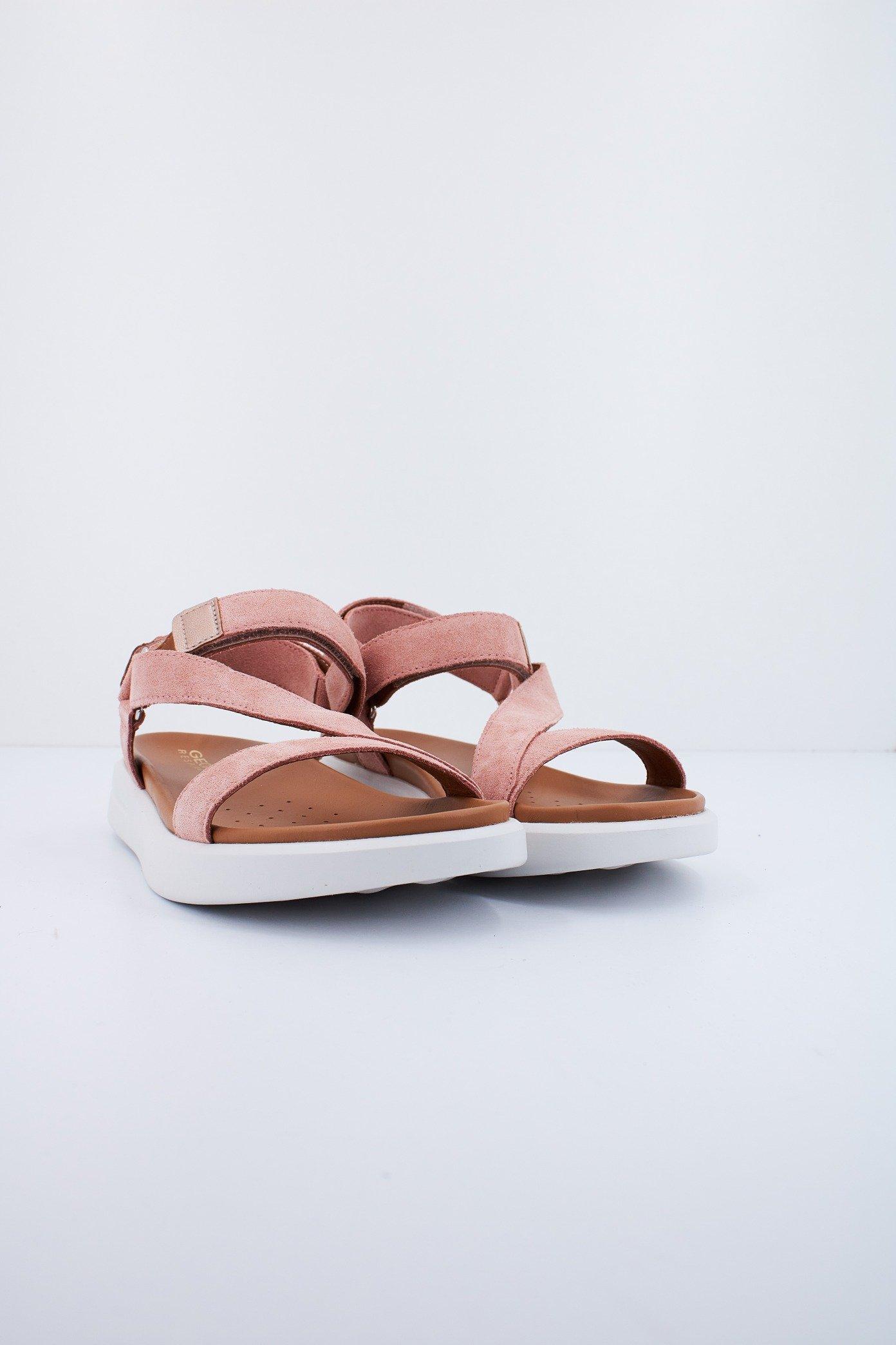 GEOX D XAND S en color ROSA (2)