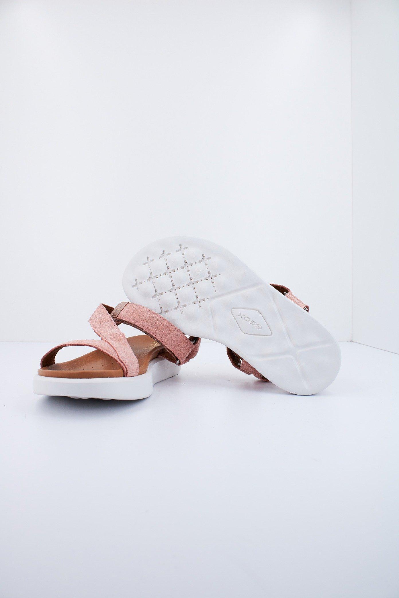 GEOX D XAND S en color ROSA (4)