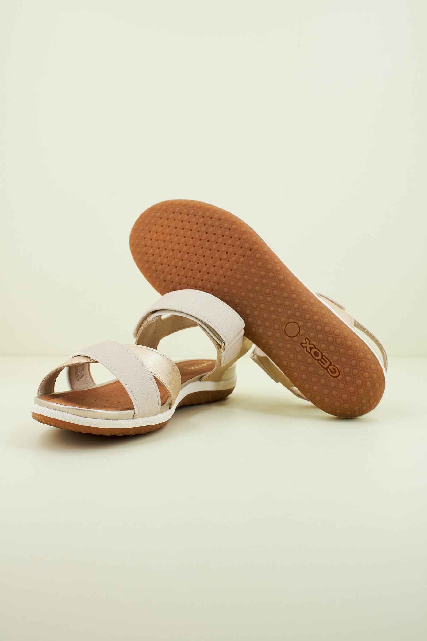 GEOX D SANDAL VEGA en color BEIS (4)