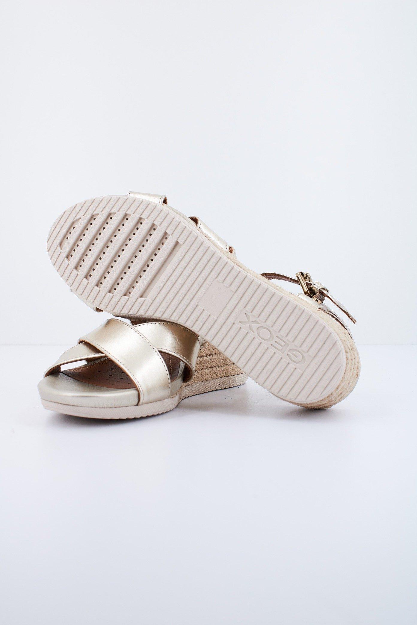 GEOX D ISCHIA CORDA en color ORO (4)