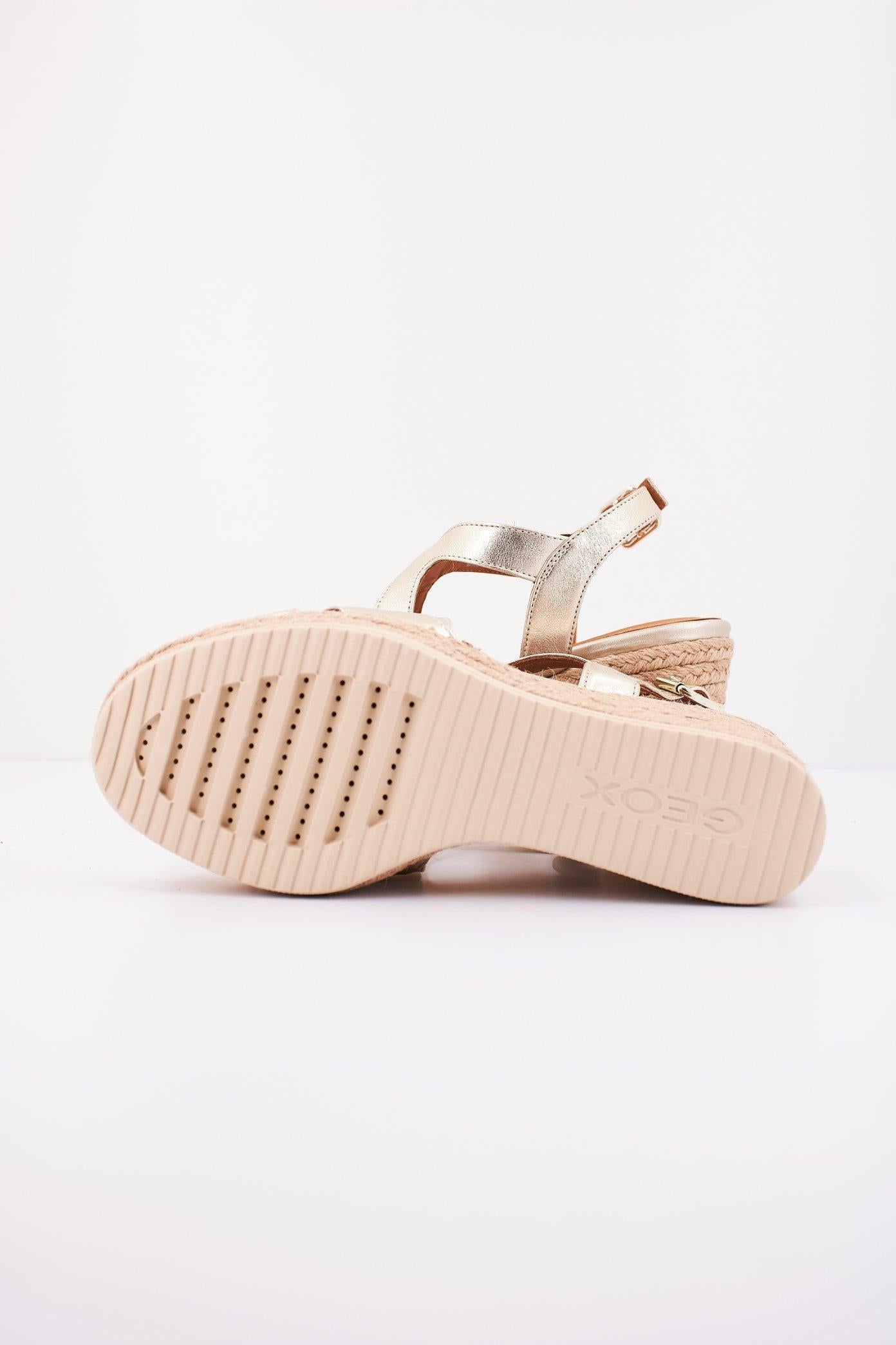GEOX D PONZA en color ORO (4)