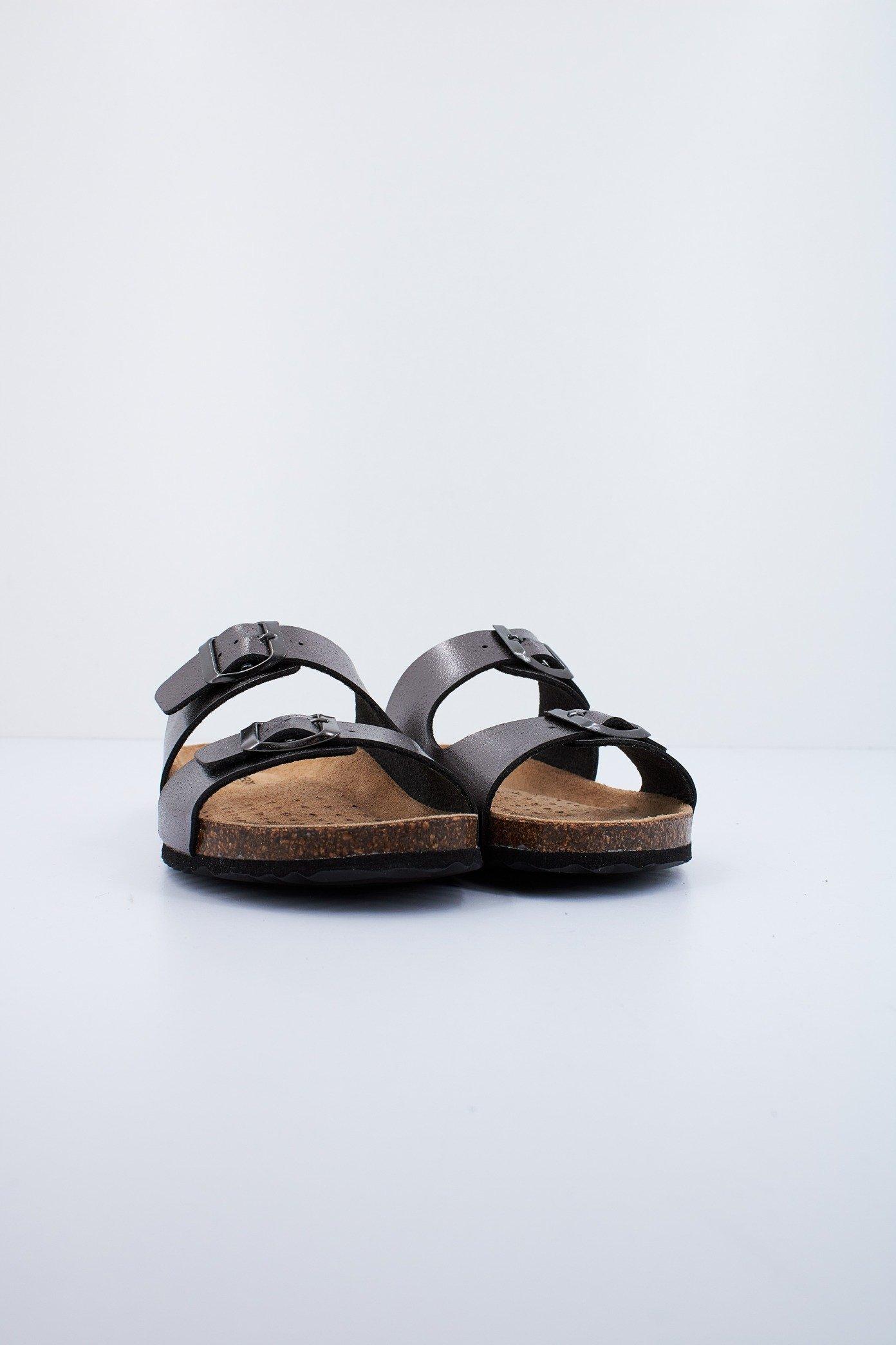GEOX D BRIONIA en color PLATA (2)