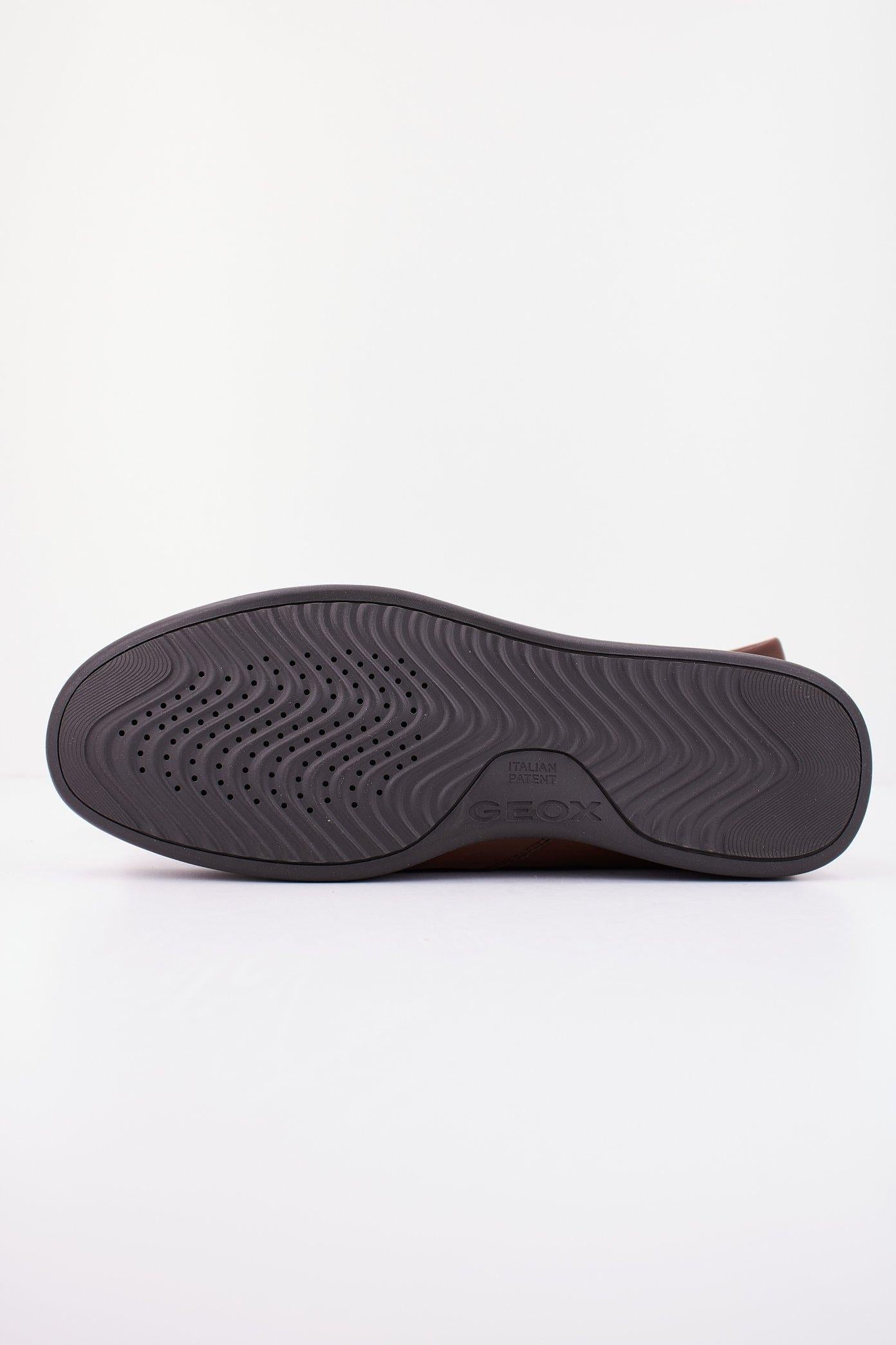 GEOX U UALLE FIT B en color MARRON (4)