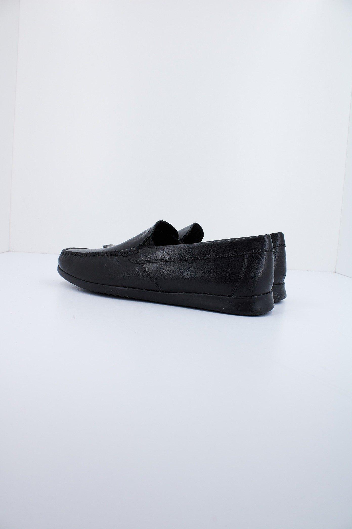 GEOX U UALLE FIT B en color NEGRO (3)
