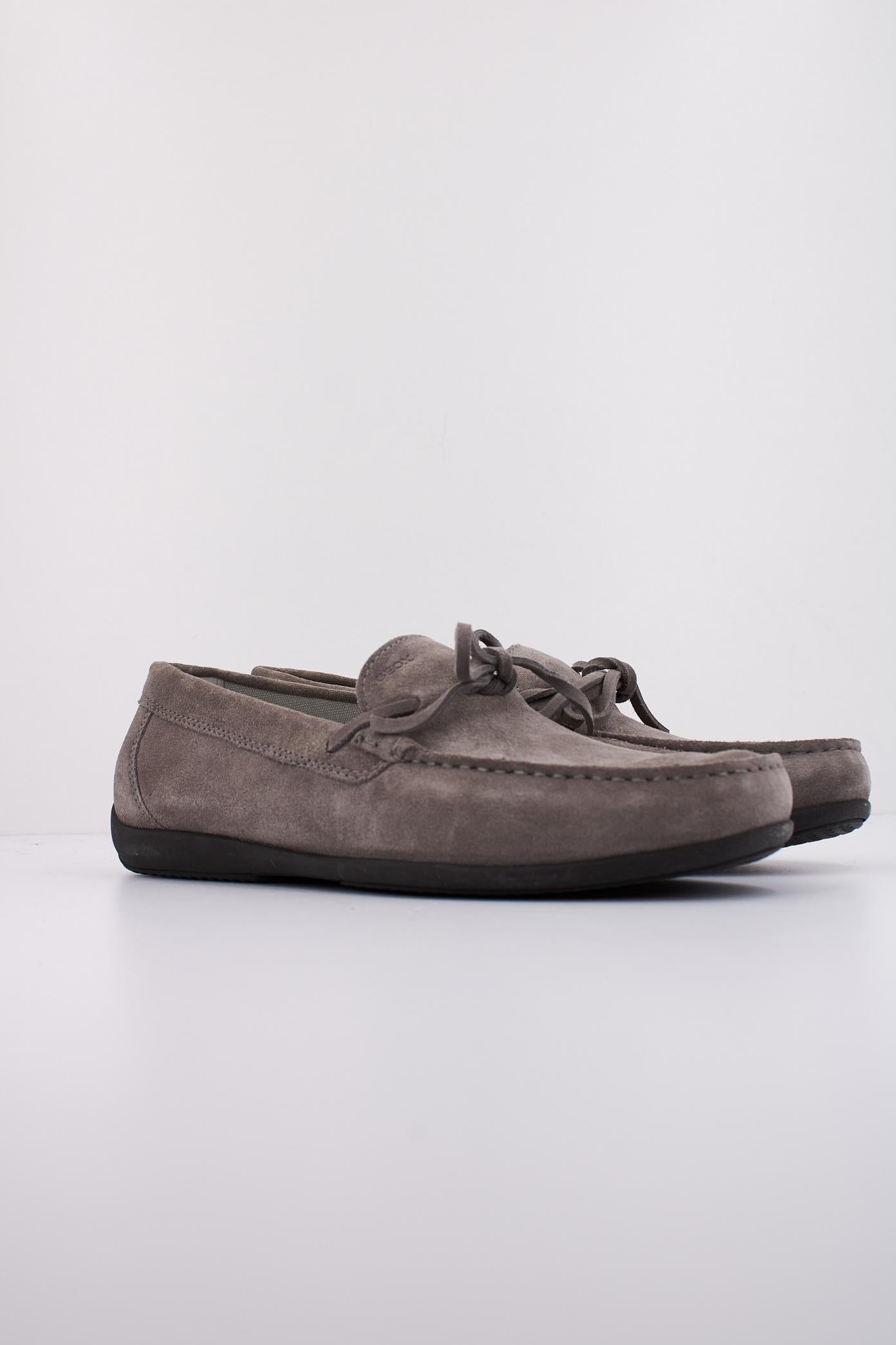 GEOX U ASCANIO A en color GRIS (2)