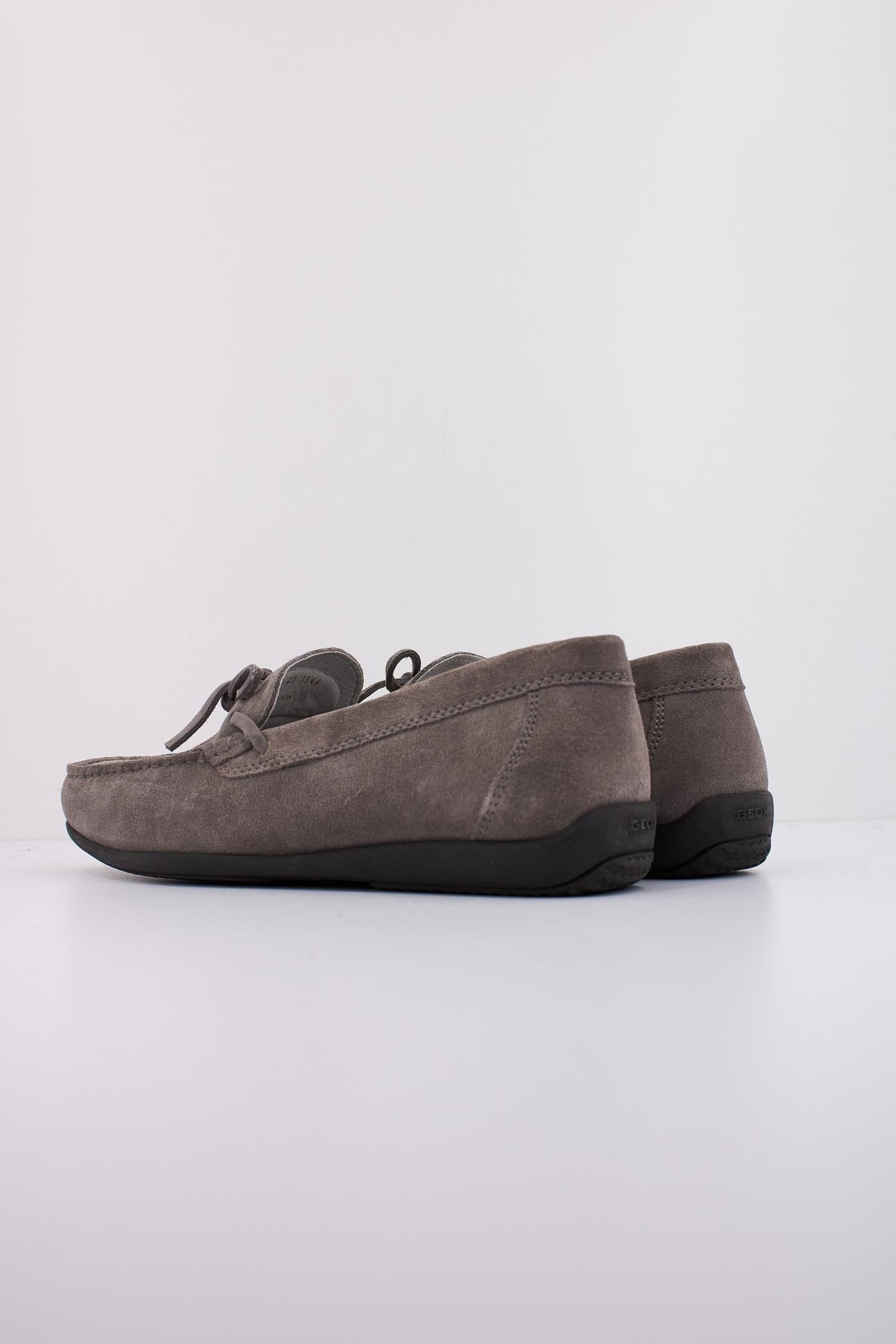 GEOX U ASCANIO A en color GRIS (4)