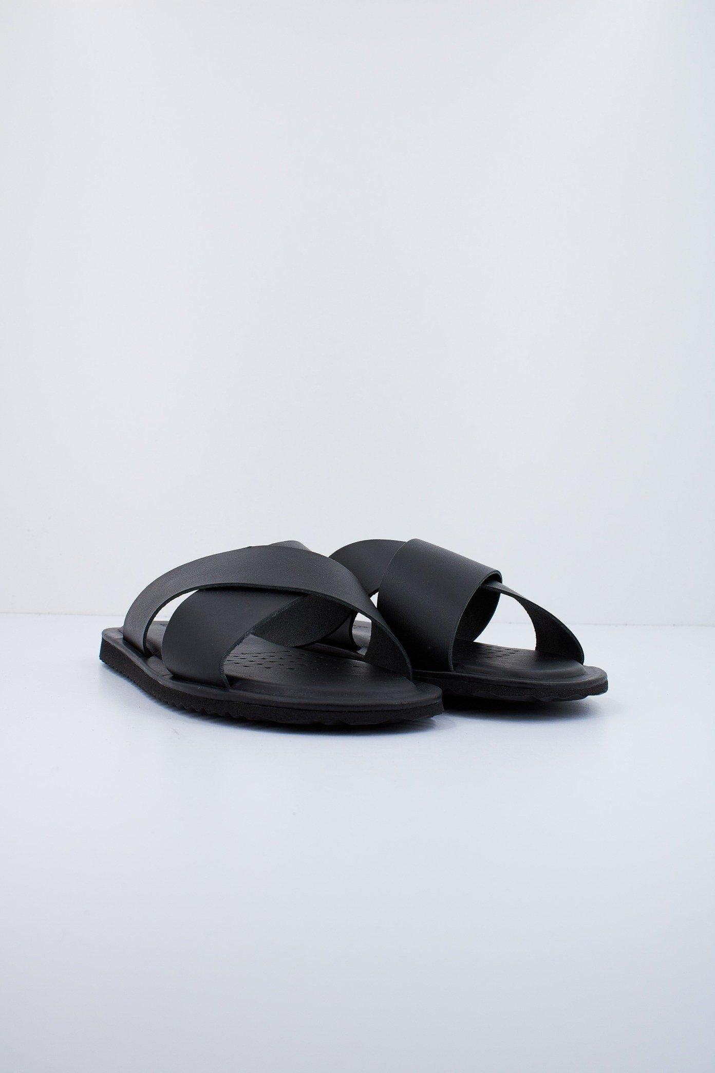 GEOX U ERICE B en color NEGRO (2)