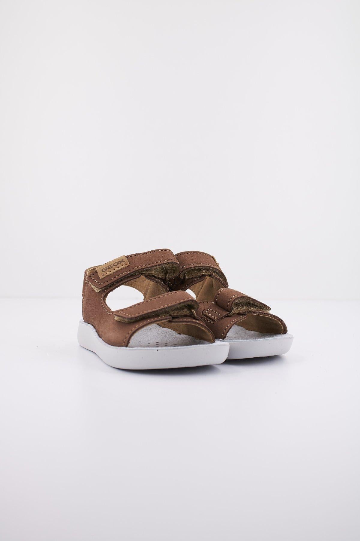 GEOX B SANDAL LIGHTFLOPPY en color MARRON (2)