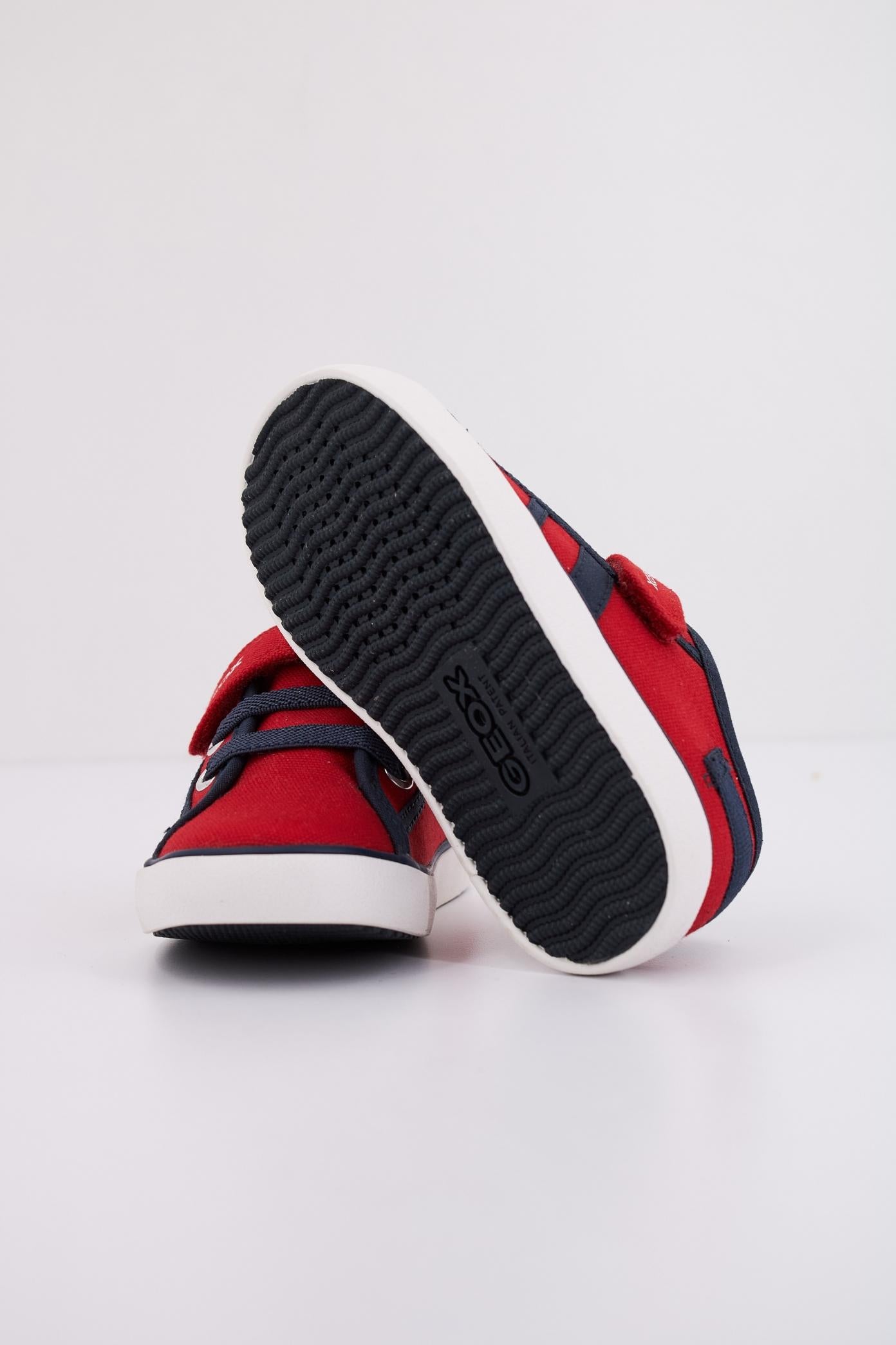 GEOX B SANDAL CHALKI BOY en color ROJO (5)