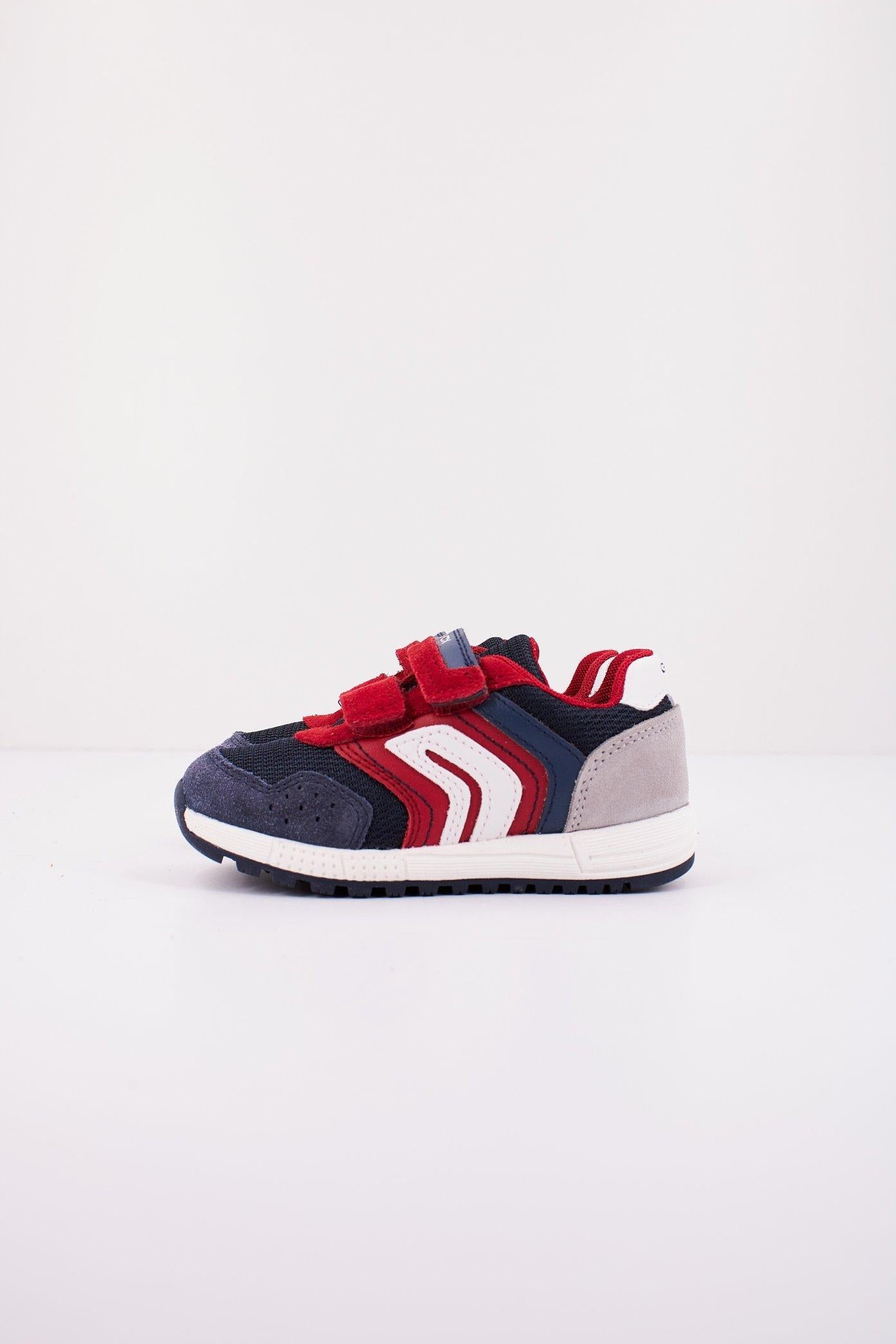 GEOX B ALBEN BOY en color AZUL (1)