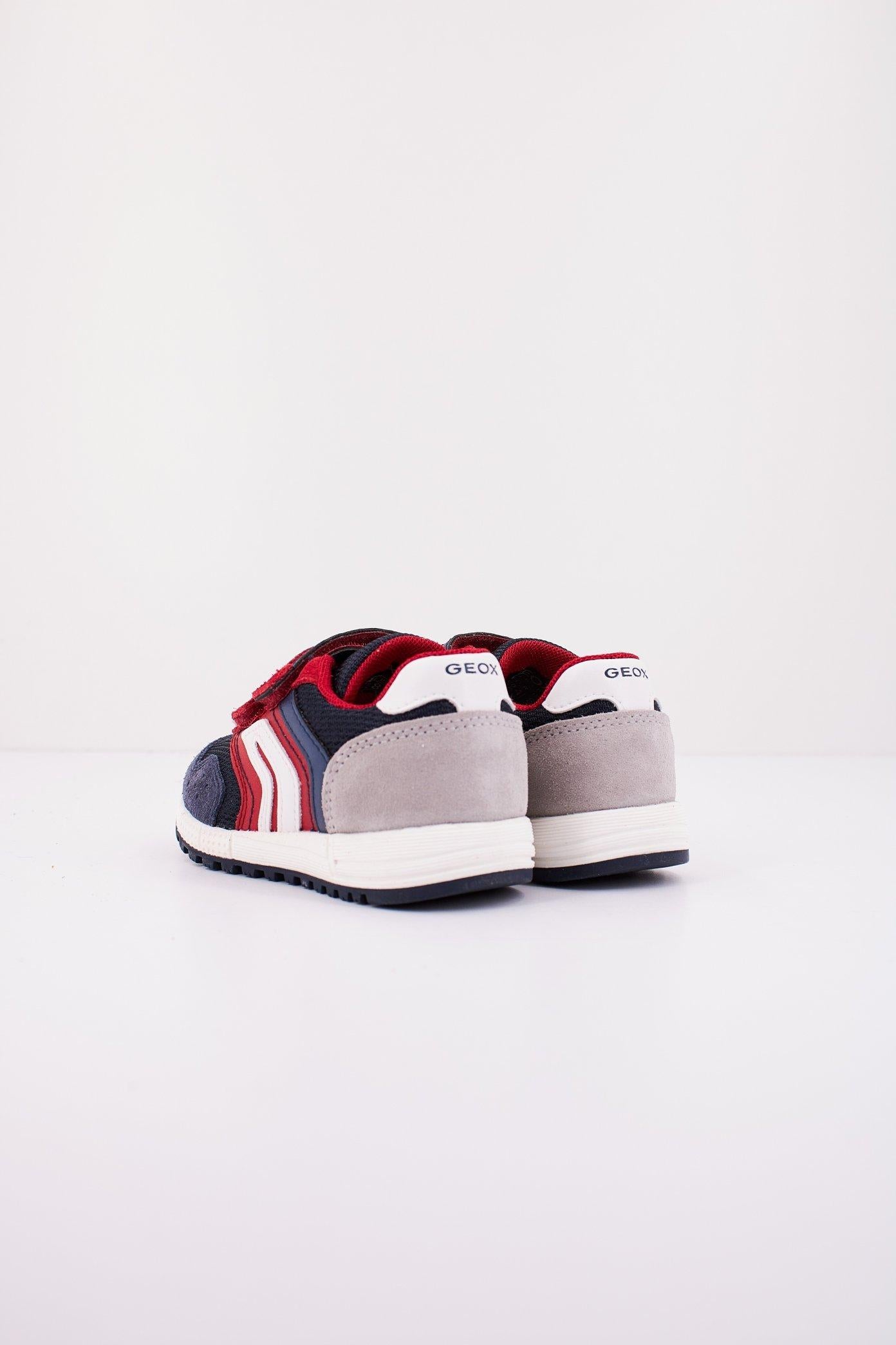 GEOX B ALBEN BOY en color AZUL (3)