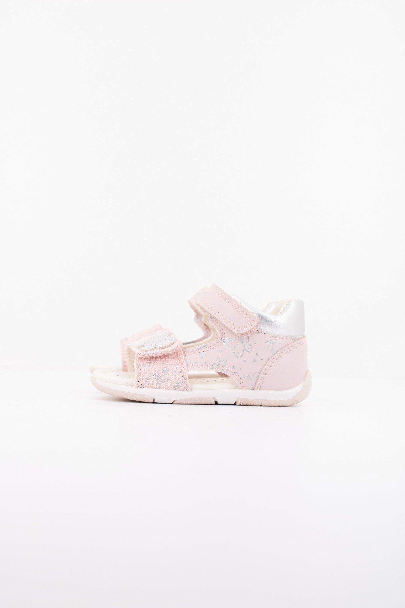 GEOX B SANDAL TAPUZ GIRL en color ROSA (1)