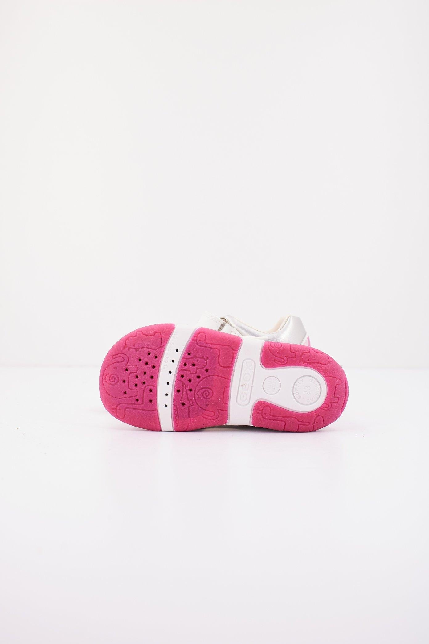 GEOX B SANDAL TAPUZ GIRL en color BLANCO (4)