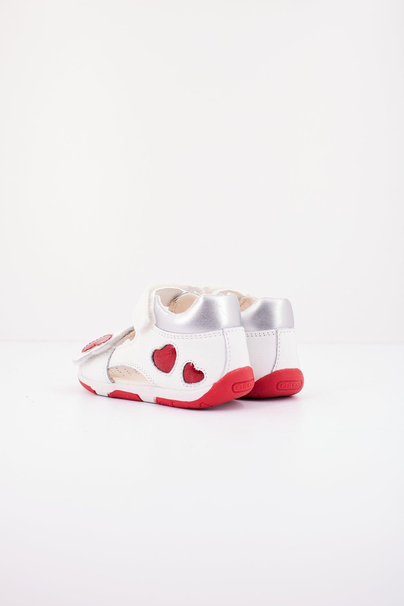 GEOX B SANDAL TAPUZ GIRL en color BLANCO (3)