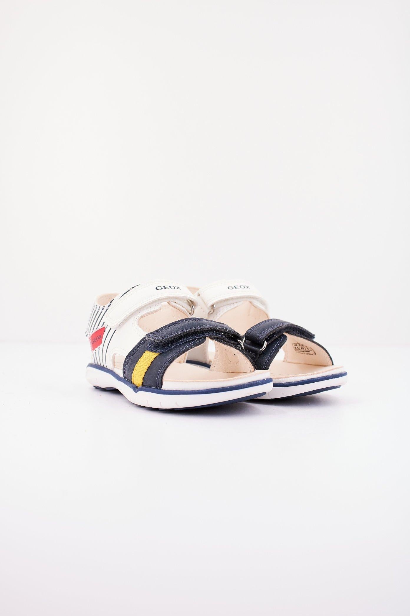 GEOX B SANDAL DELHI BOY en color AZUL (2)