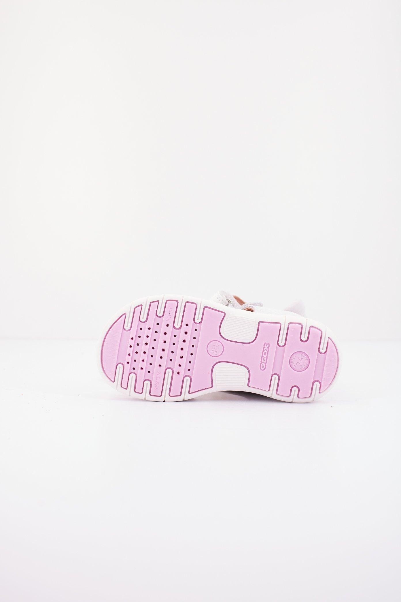 GEOX B SANDAL DELHI GIRL en color BLANCO (4)