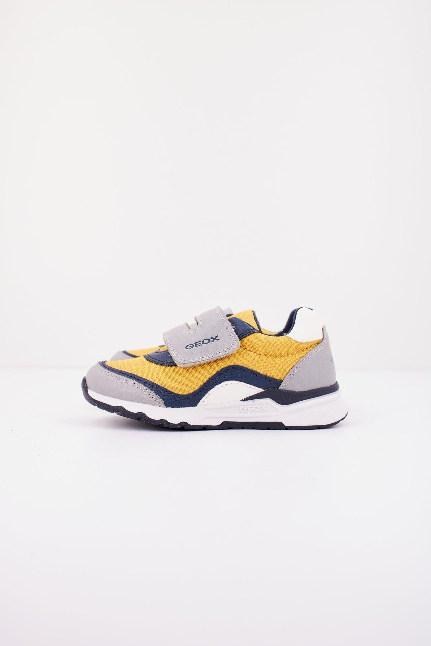 GEOX B PYRIP BOY en color AMARILLO (1)