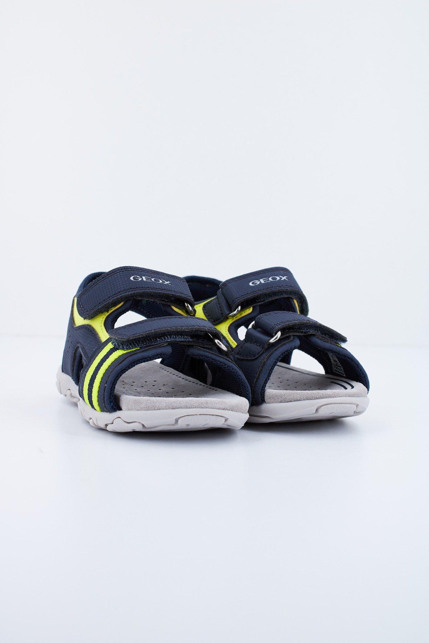GEOX B SANDAL FLAFFEE BOY en color AZUL (2)